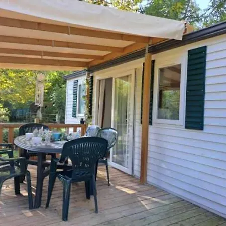 Zecamping 3 Etoiles Dog Friendly Environnement Calme Pataugeoire 3*